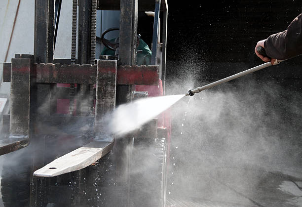 Pressure Washing Brick in Haysville, KS